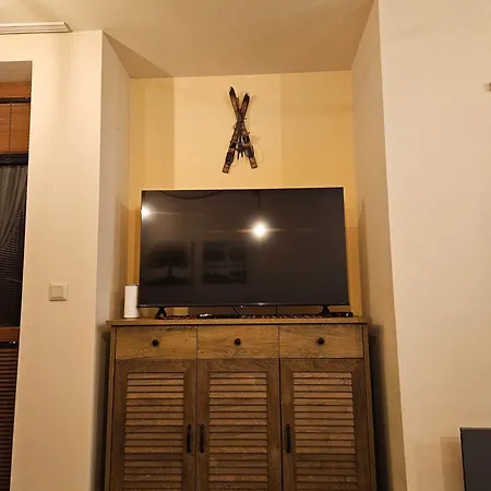 Elia 公寓 班斯科